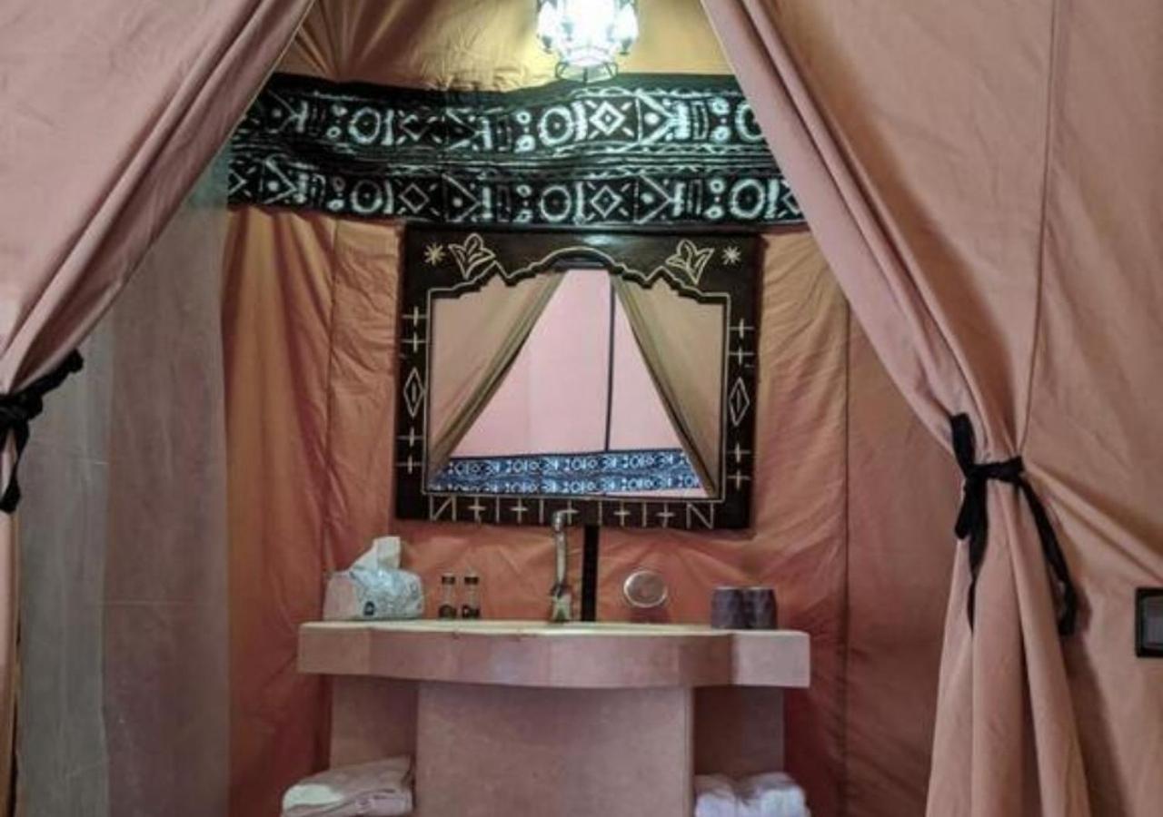 Готель Amazing Luxury Camp Мерзуга Екстер'єр фото