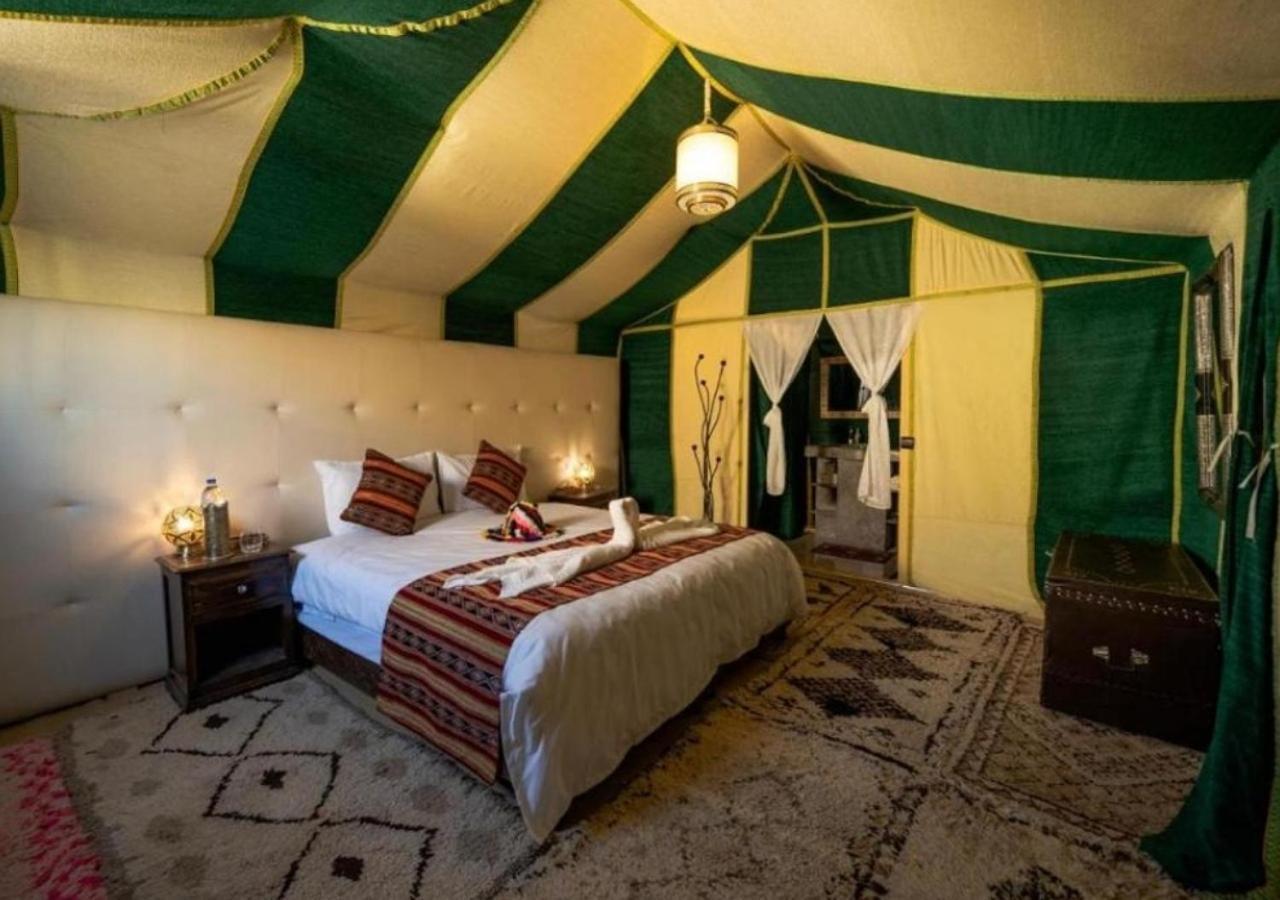 Готель Amazing Luxury Camp Мерзуга Екстер'єр фото