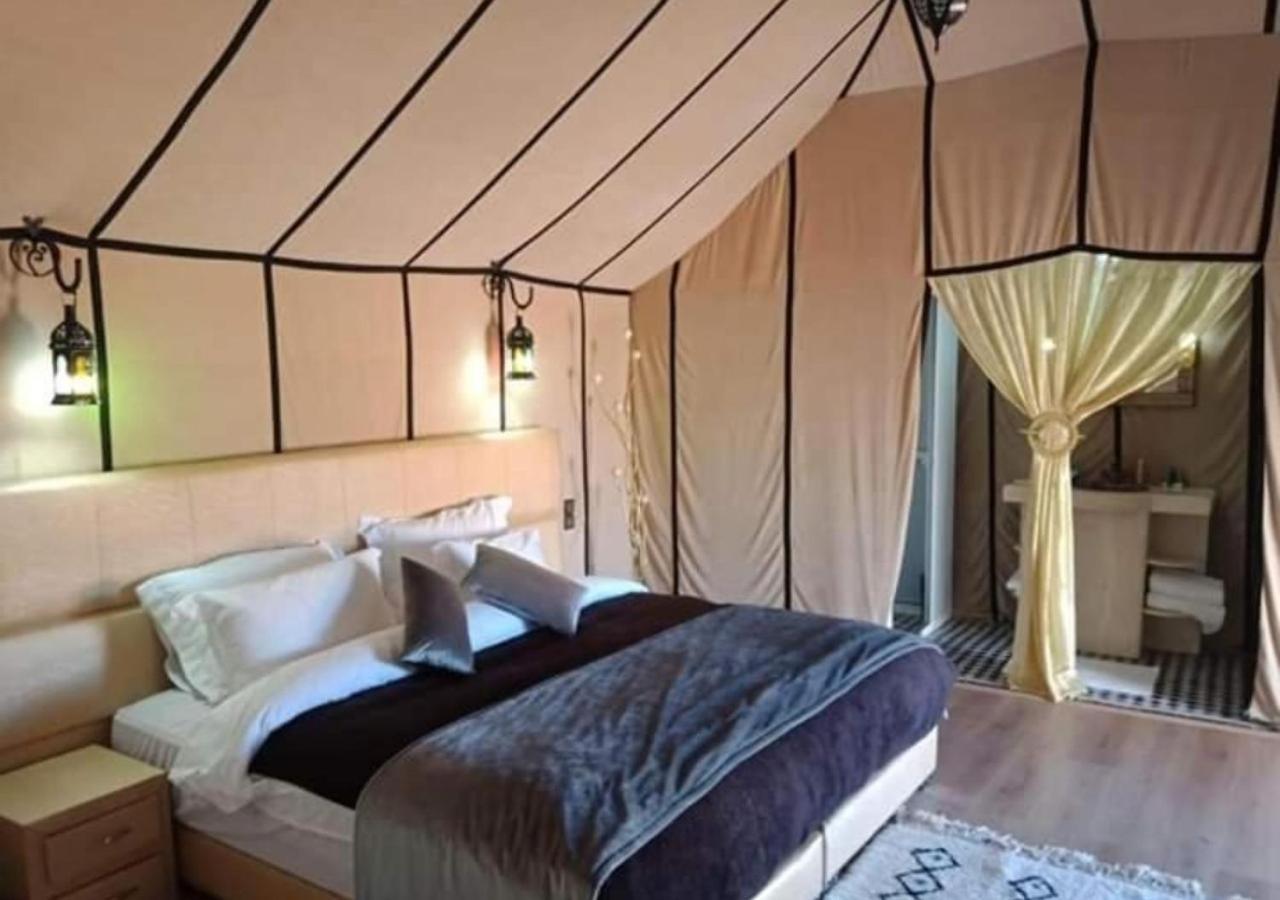 Готель Amazing Luxury Camp Мерзуга Екстер'єр фото