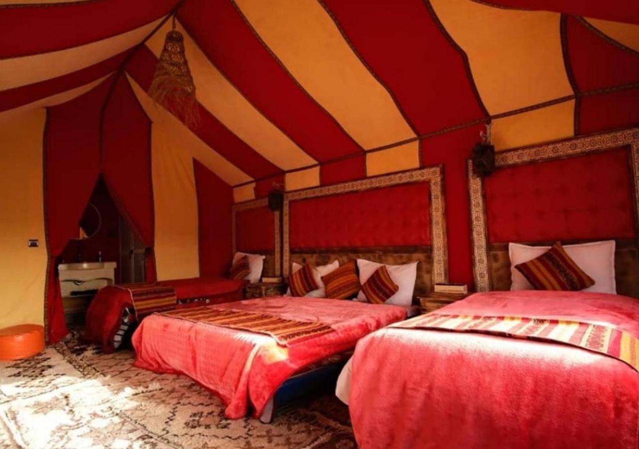 Готель Amazing Luxury Camp Мерзуга Екстер'єр фото