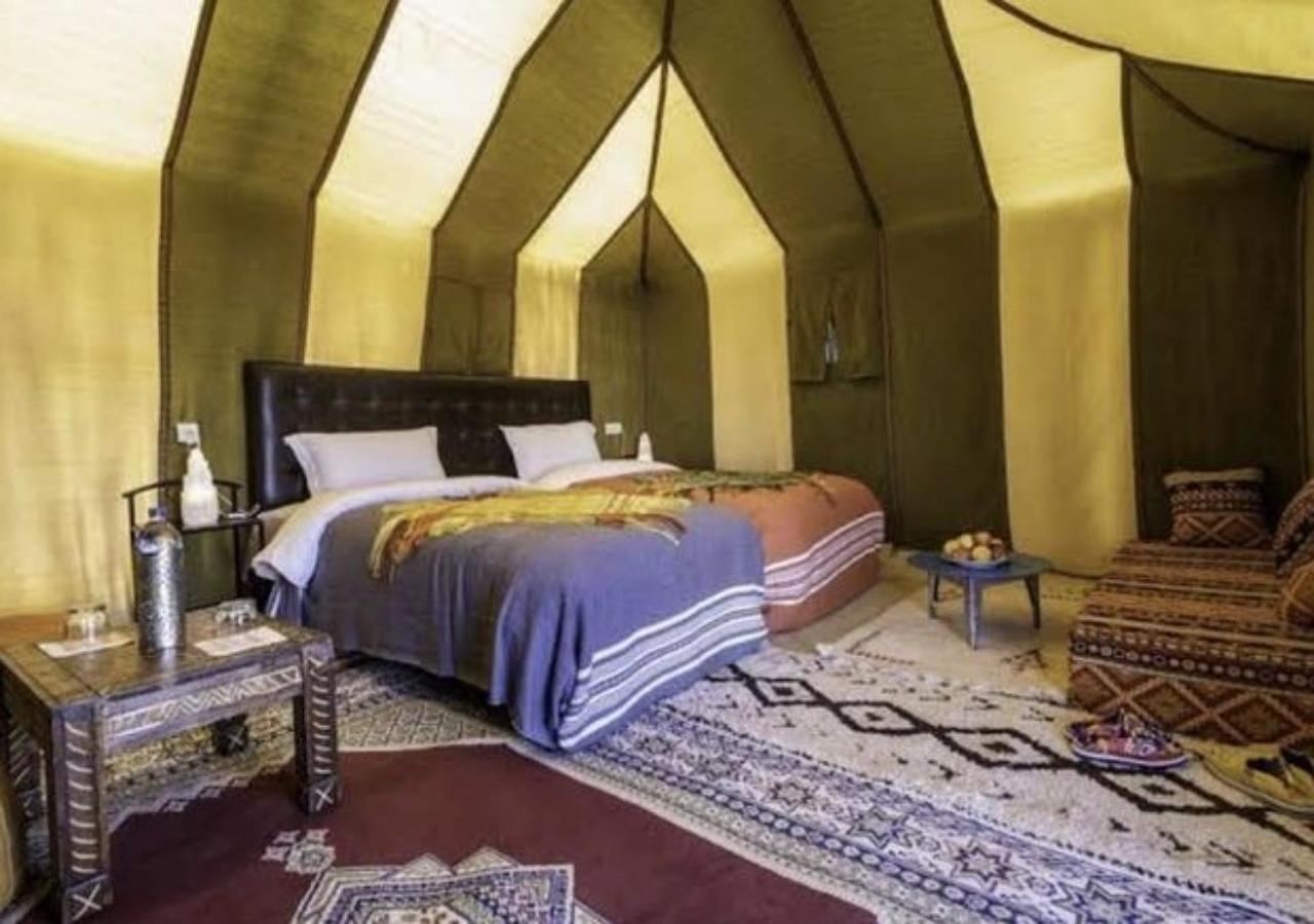 Готель Amazing Luxury Camp Мерзуга Екстер'єр фото